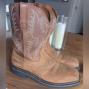 Ariat square toe boots 10.5 D Steel toe.